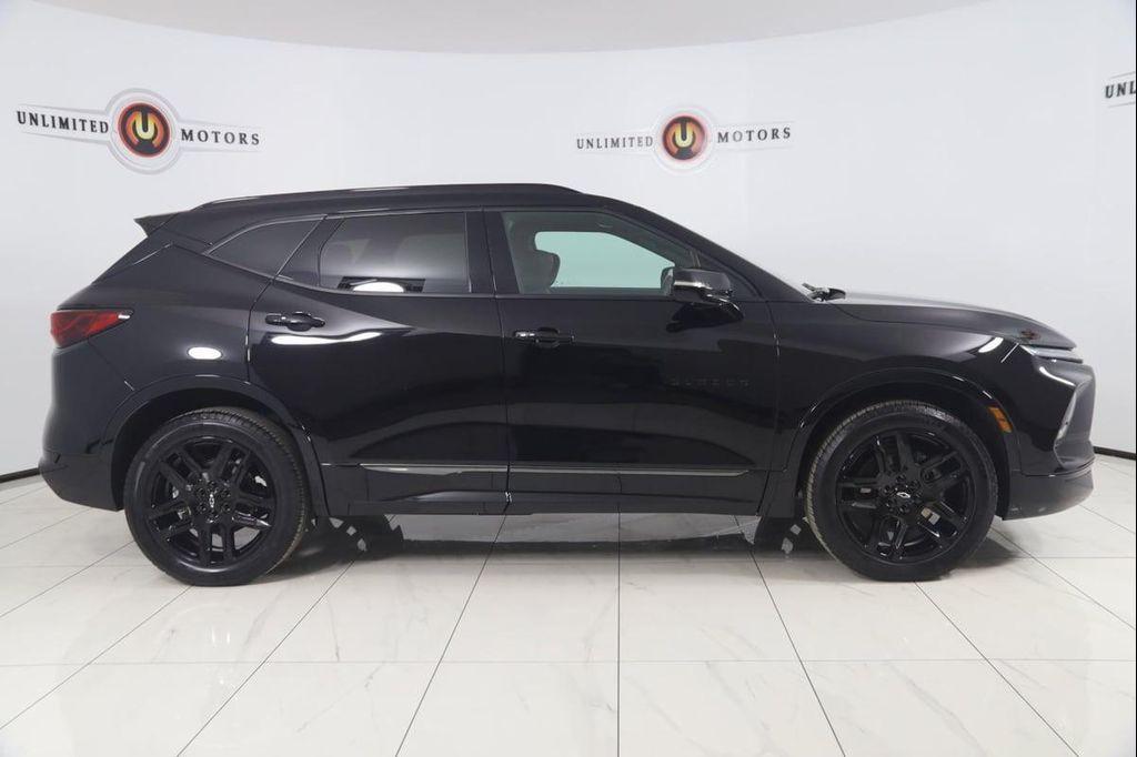 used 2024 Chevrolet Blazer car, priced at $35,990
