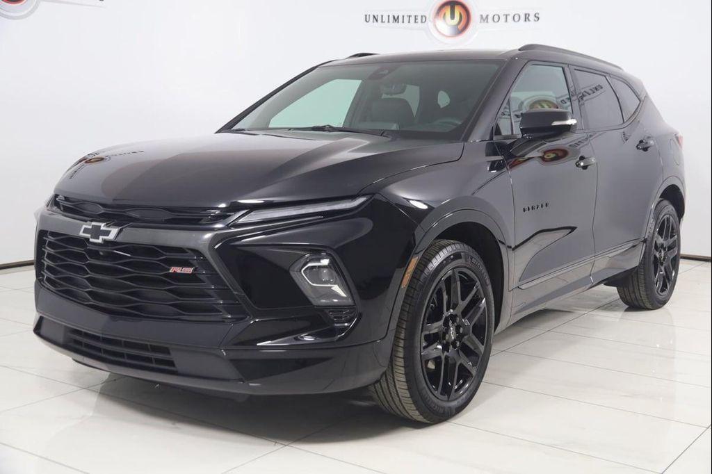 used 2024 Chevrolet Blazer car, priced at $35,990