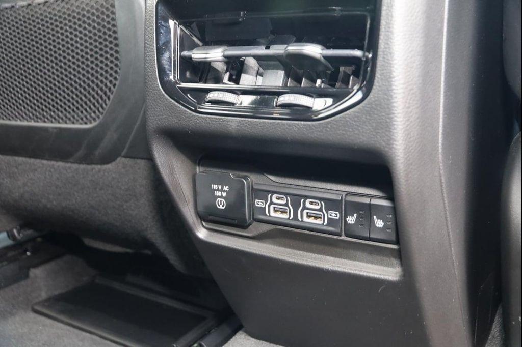 used 2022 Jeep Grand Cherokee car, priced at $27,800