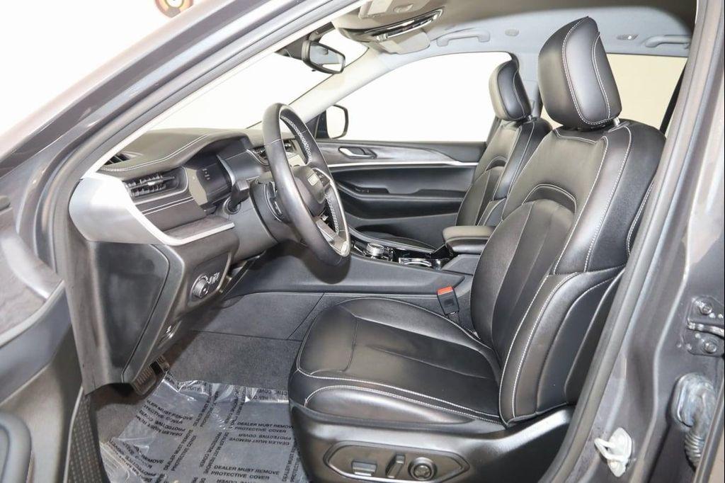 used 2022 Jeep Grand Cherokee car, priced at $27,500