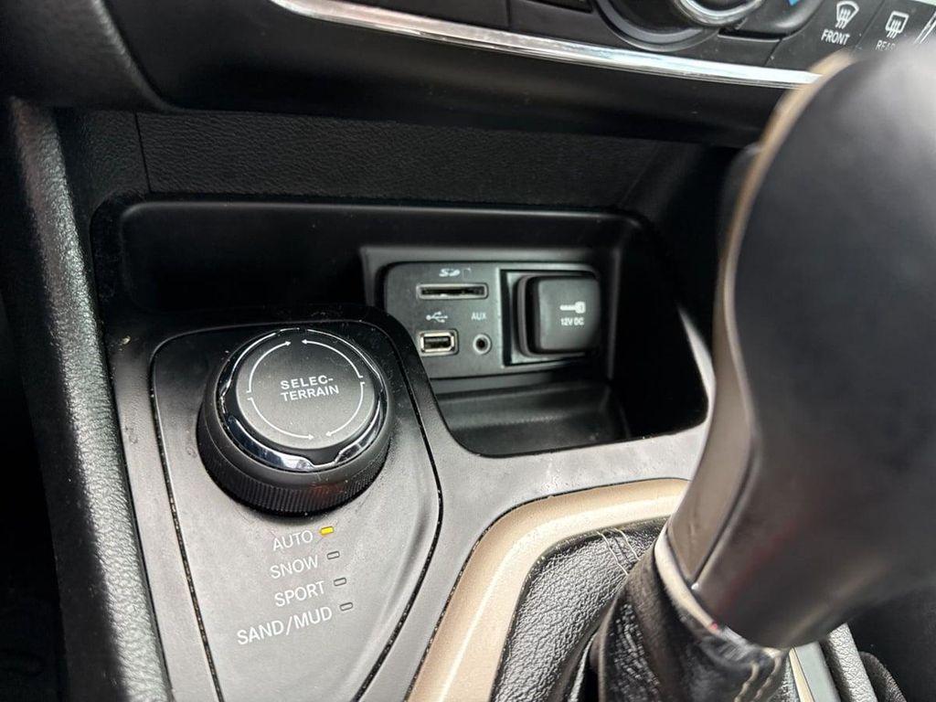used 2015 Jeep Cherokee car, priced at $9,990
