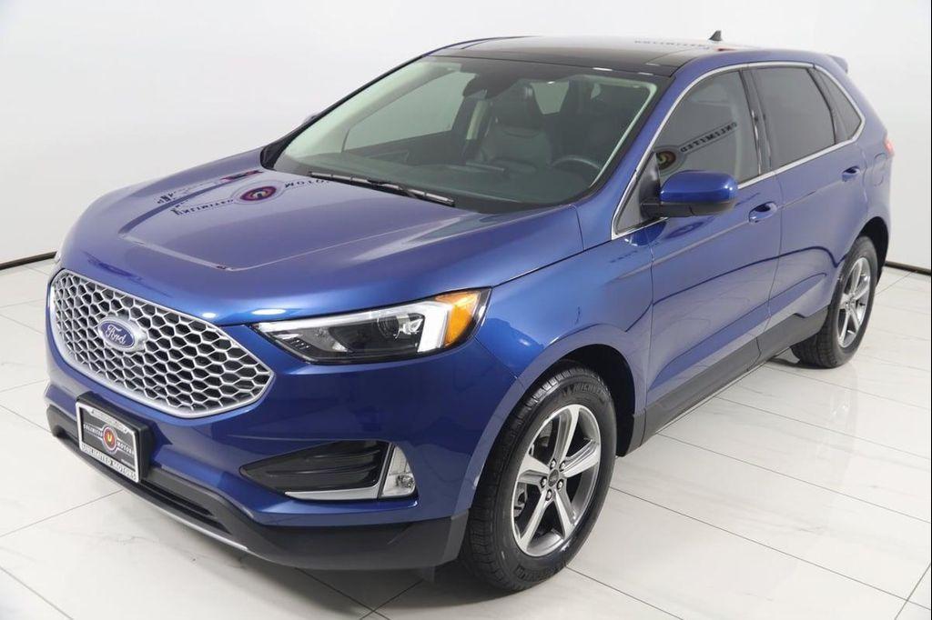 used 2024 Ford Edge car, priced at $28,900