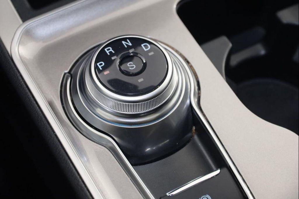 used 2024 Ford Edge car, priced at $28,900