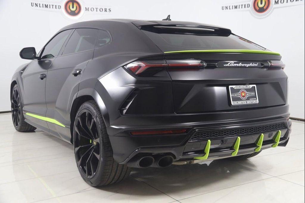 used 2022 Lamborghini Urus car, priced at $210,000