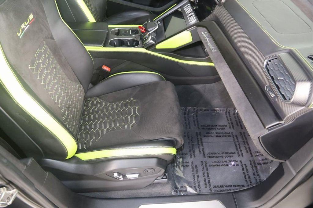 used 2022 Lamborghini Urus car, priced at $199,900