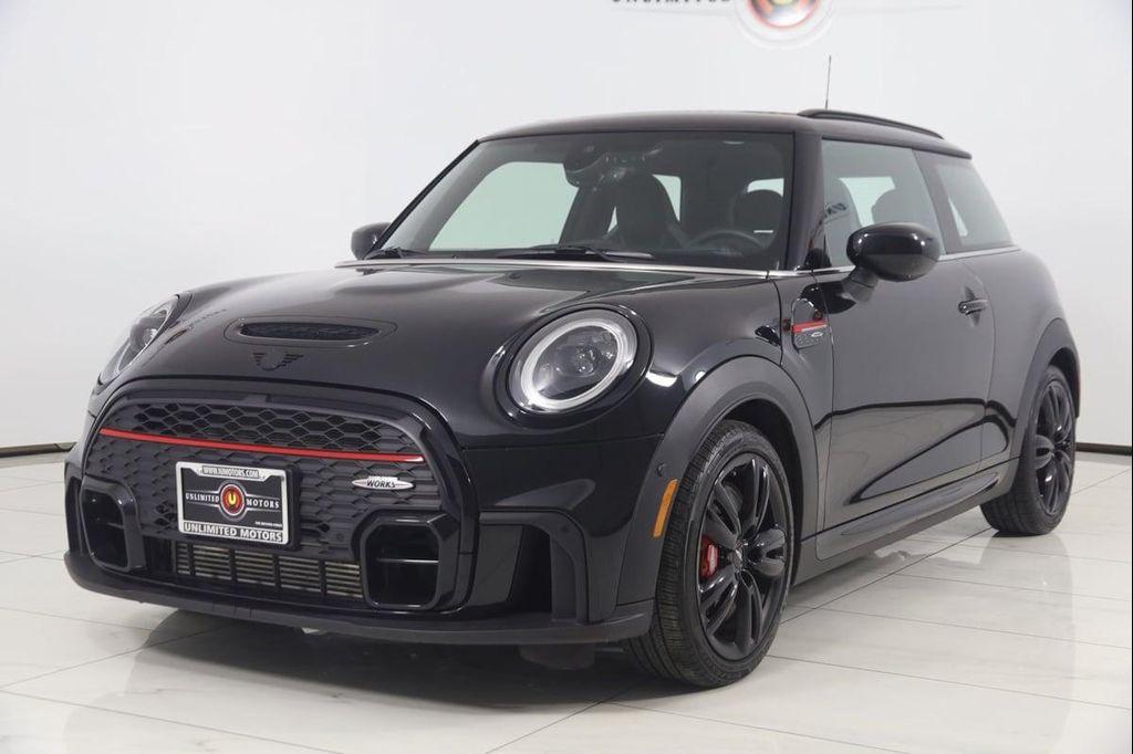 used 2023 MINI Hardtop car, priced at $29,990