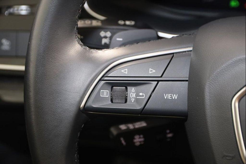 Audi Q7 view 34