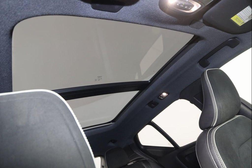 used 2020 Volvo XC40 car, priced at $21,000