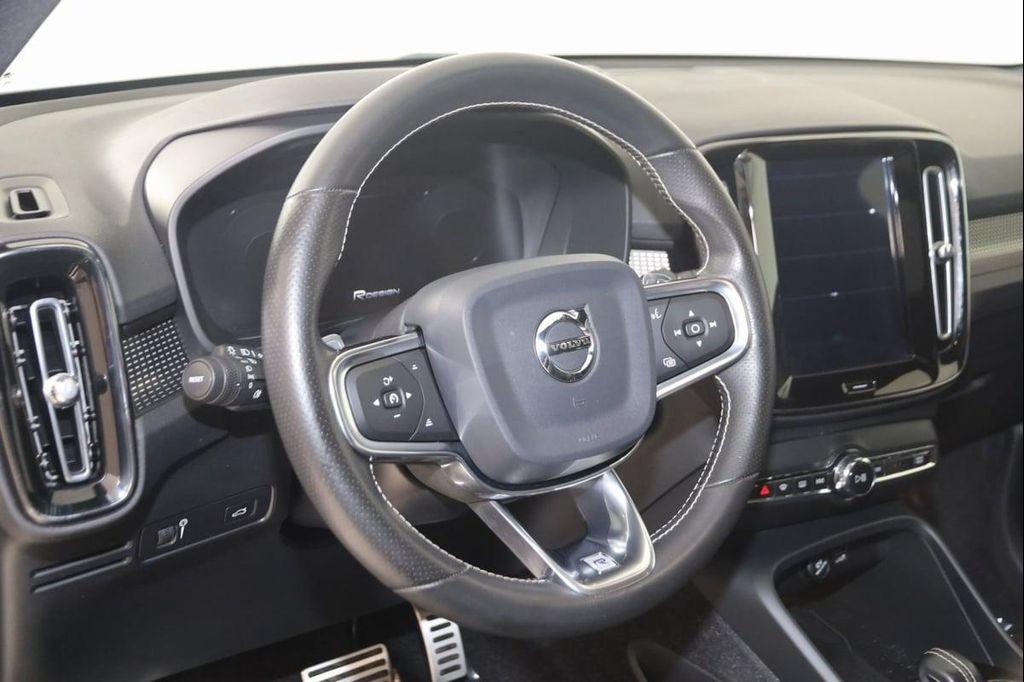 used 2020 Volvo XC40 car, priced at $21,000