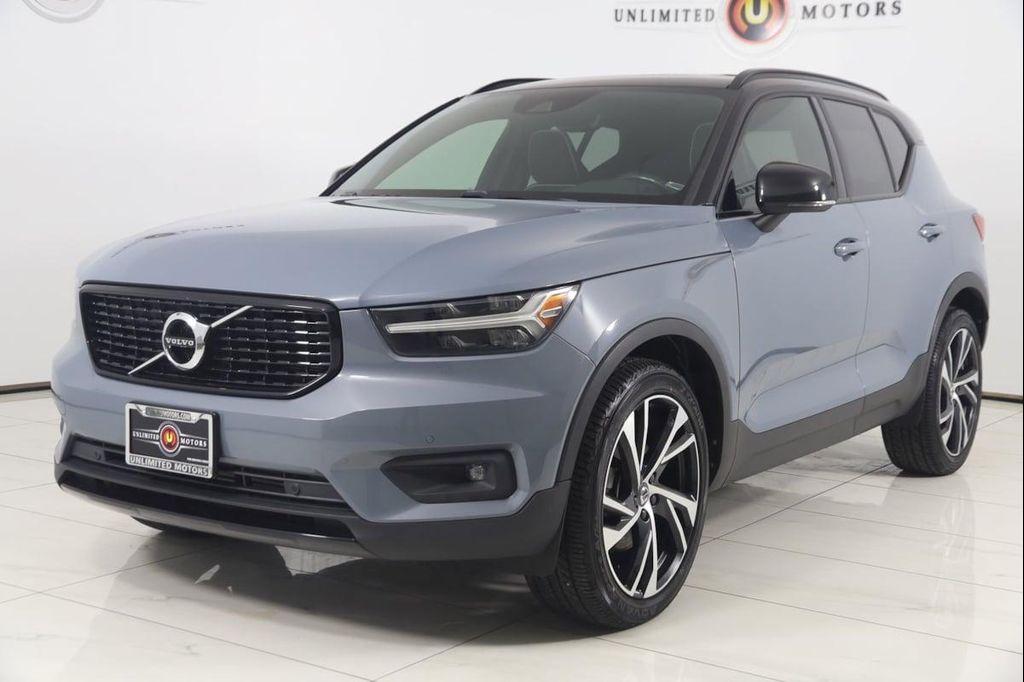 used 2020 Volvo XC40 car, priced at $21,000