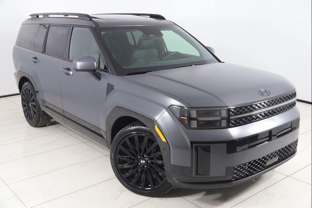 used 2025 Hyundai Santa Fe car, priced at $39,500