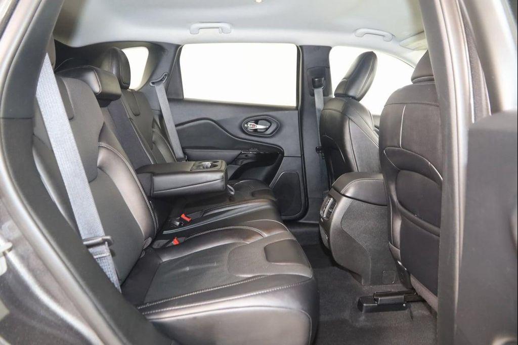 used 2023 Jeep Cherokee car, priced at $23,990