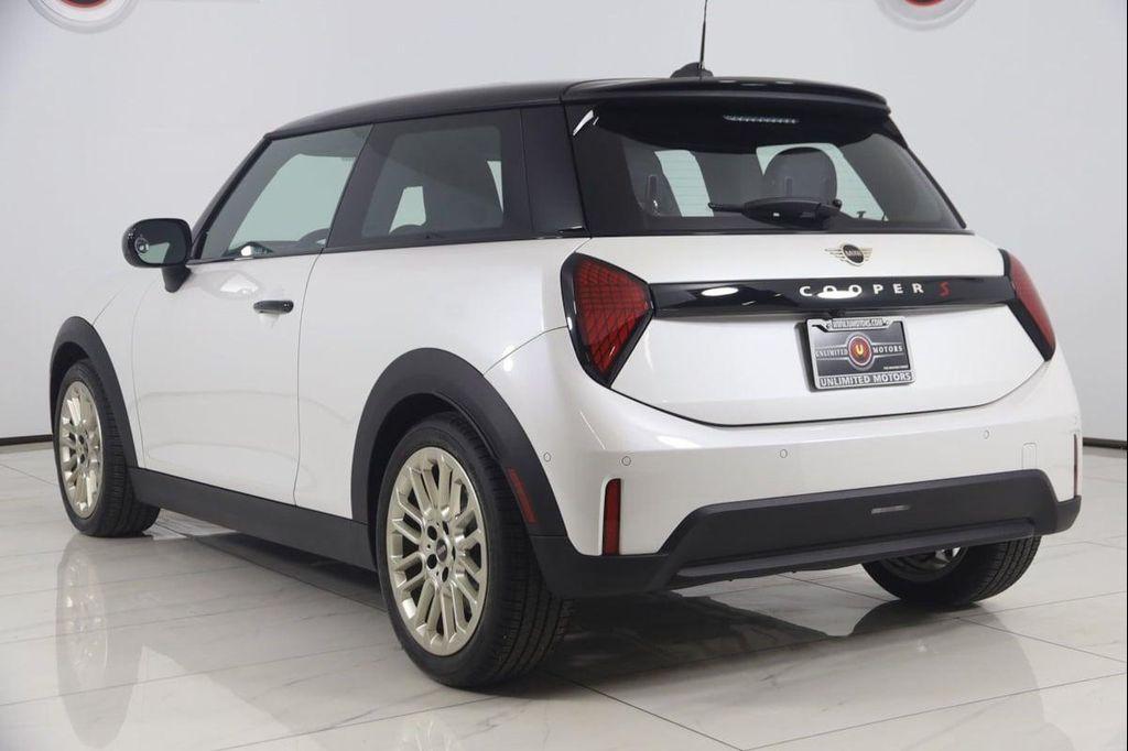 used 2025 MINI Hardtop car, priced at $28,990