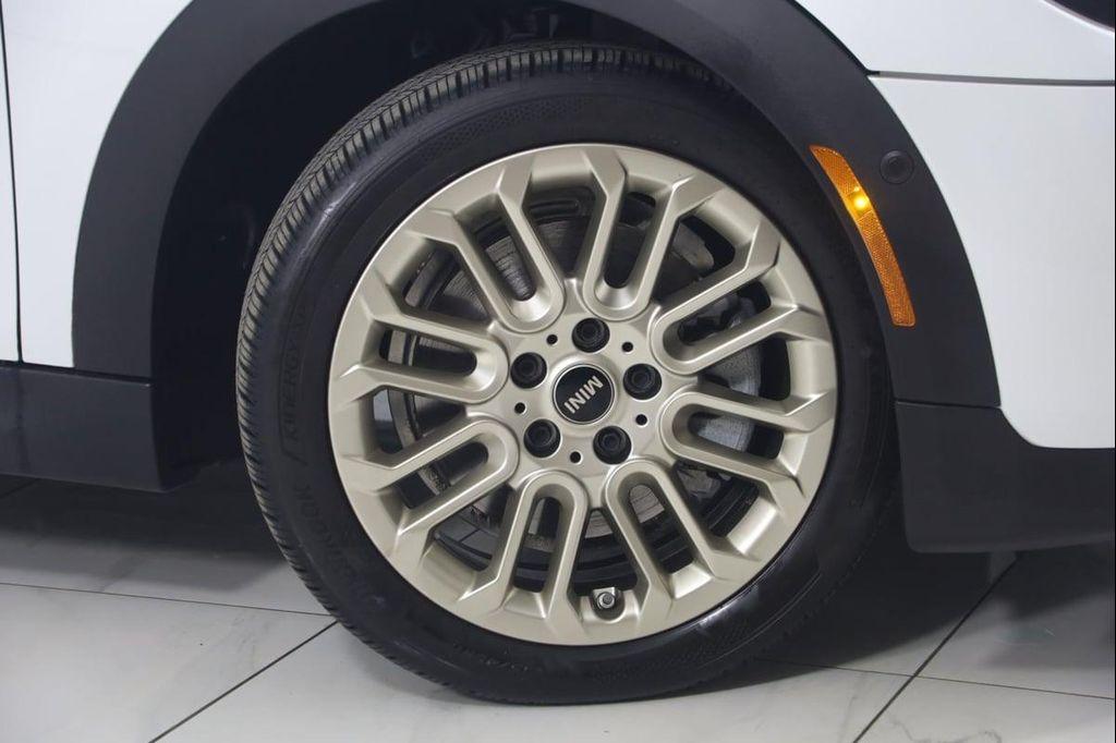 used 2025 MINI Hardtop car, priced at $29,500