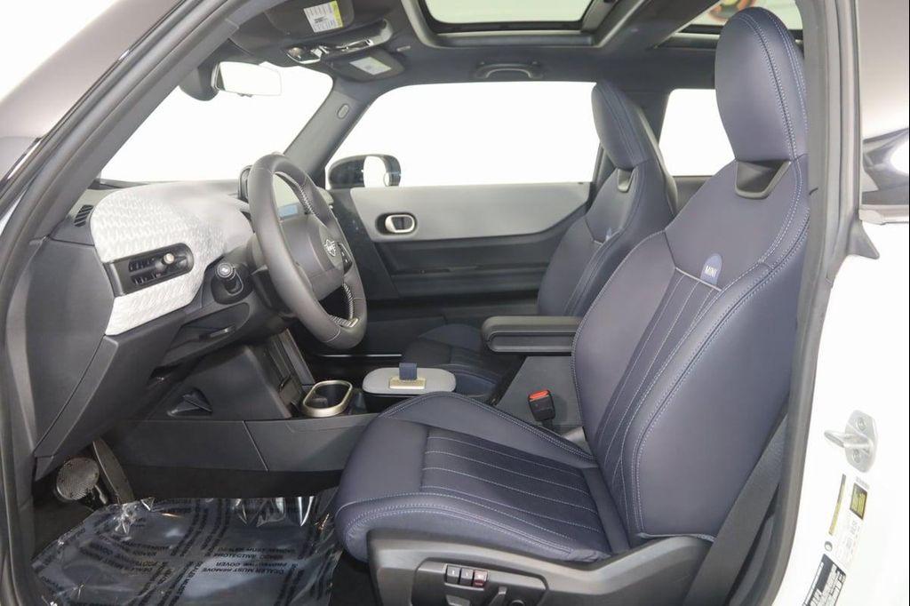 used 2025 MINI Hardtop car, priced at $29,500