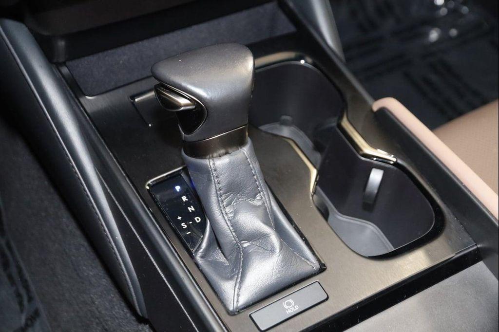 used 2023 Lexus ES 350 car, priced at $36,400