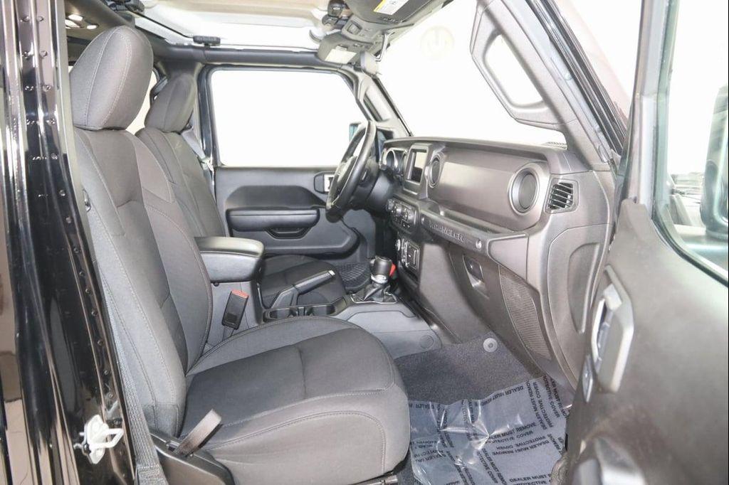 used 2022 Jeep Wrangler Unlimited car, priced at $33,500