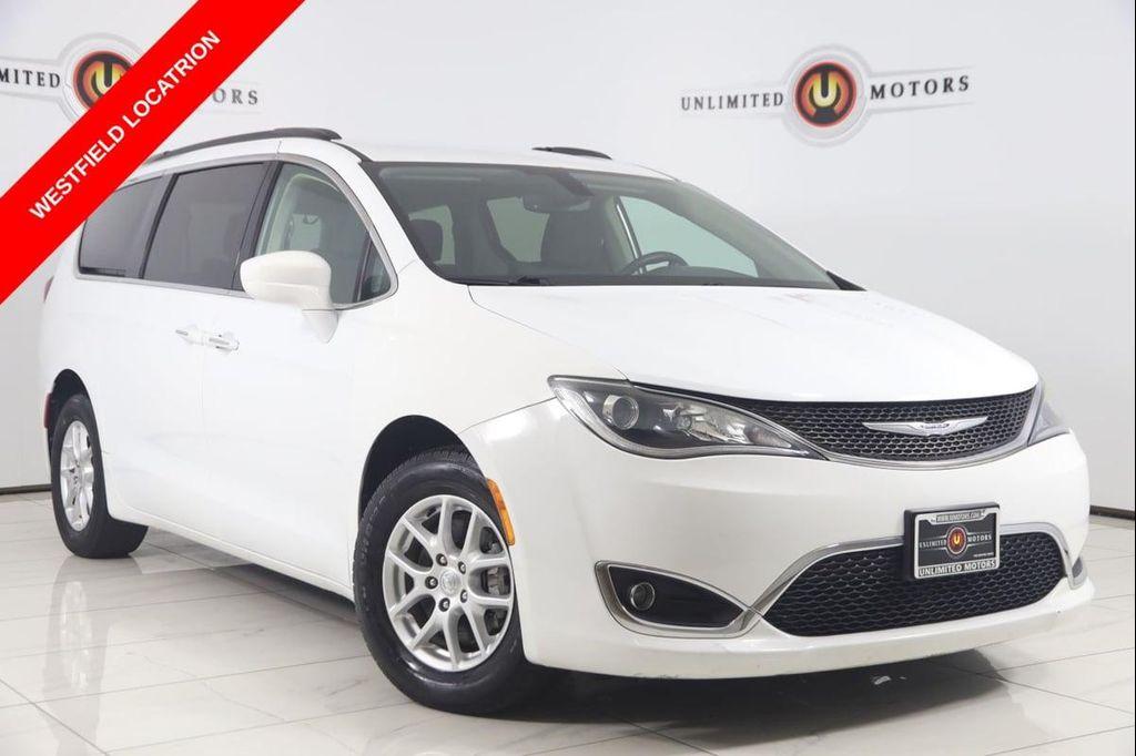 used 2020 Chrysler Pacifica car, priced at $17,995