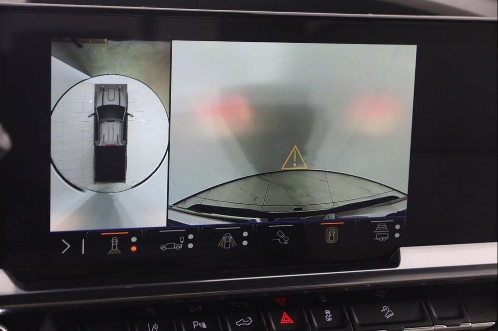 used 2025 GMC Sierra 2500 car, priced at $58,990