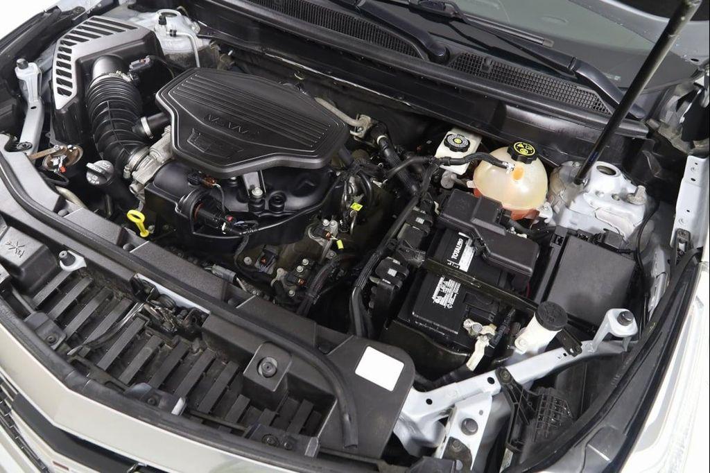 used 2020 Cadillac XT5 car, priced at $18,495