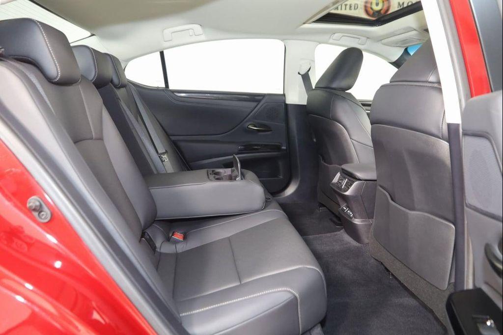 used 2024 Lexus ES 350 car, priced at $38,990