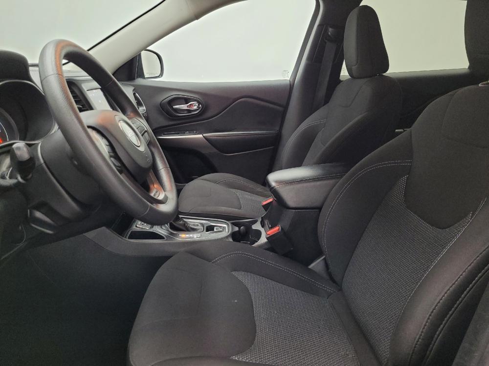 used 2021 Jeep Cherokee car, priced at $14,995