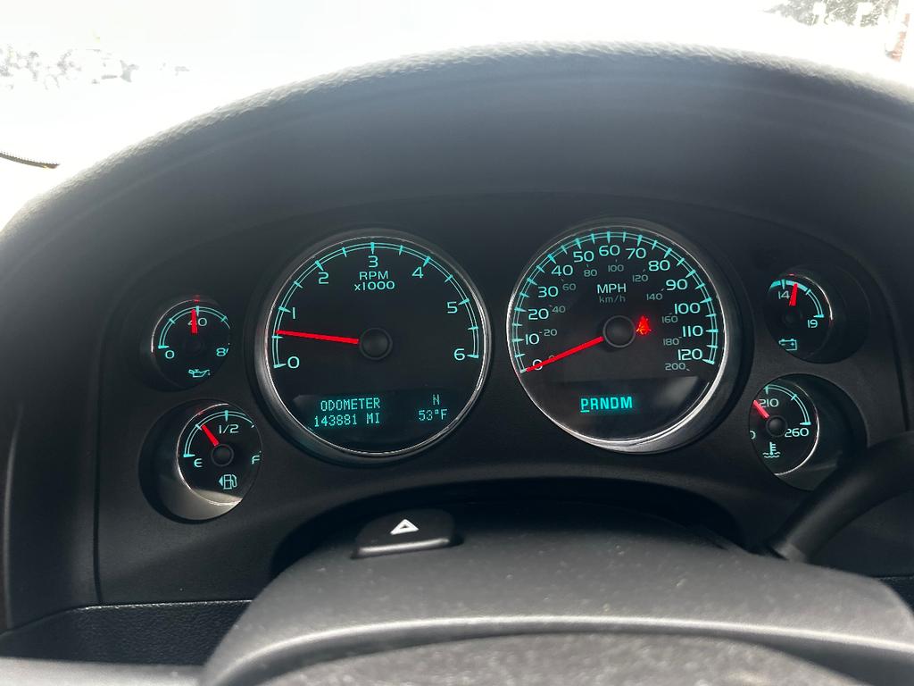 used 2011 GMC Yukon car, priced at $8,995