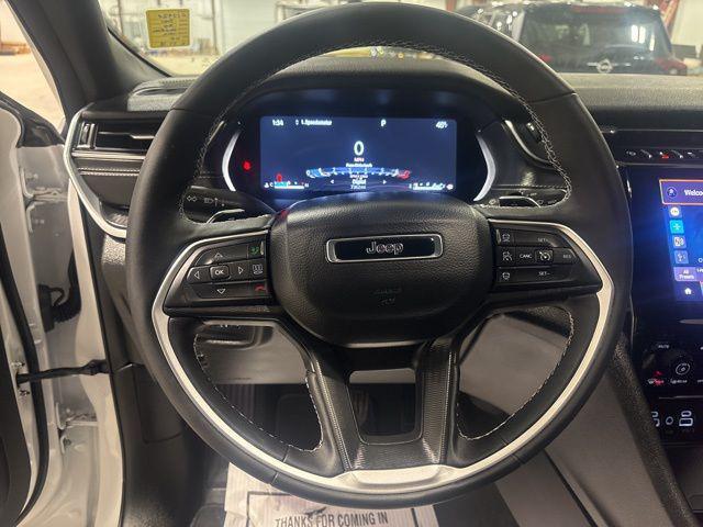 used 2025 Jeep Grand Cherokee car, priced at $30,094