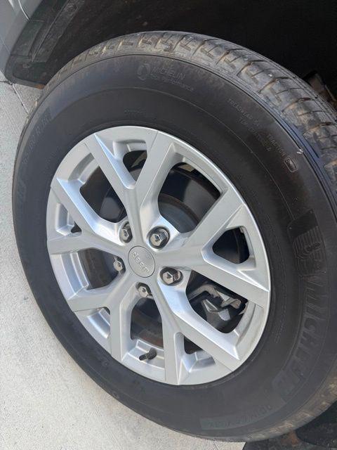 used 2023 Jeep Grand Cherokee L car, priced at $31,985