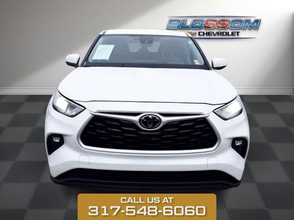 used 2021 Toyota Highlander car, priced at $24,922