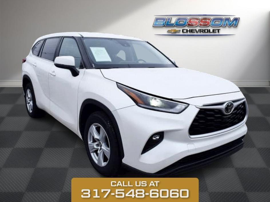 used 2021 Toyota Highlander car, priced at $24,922