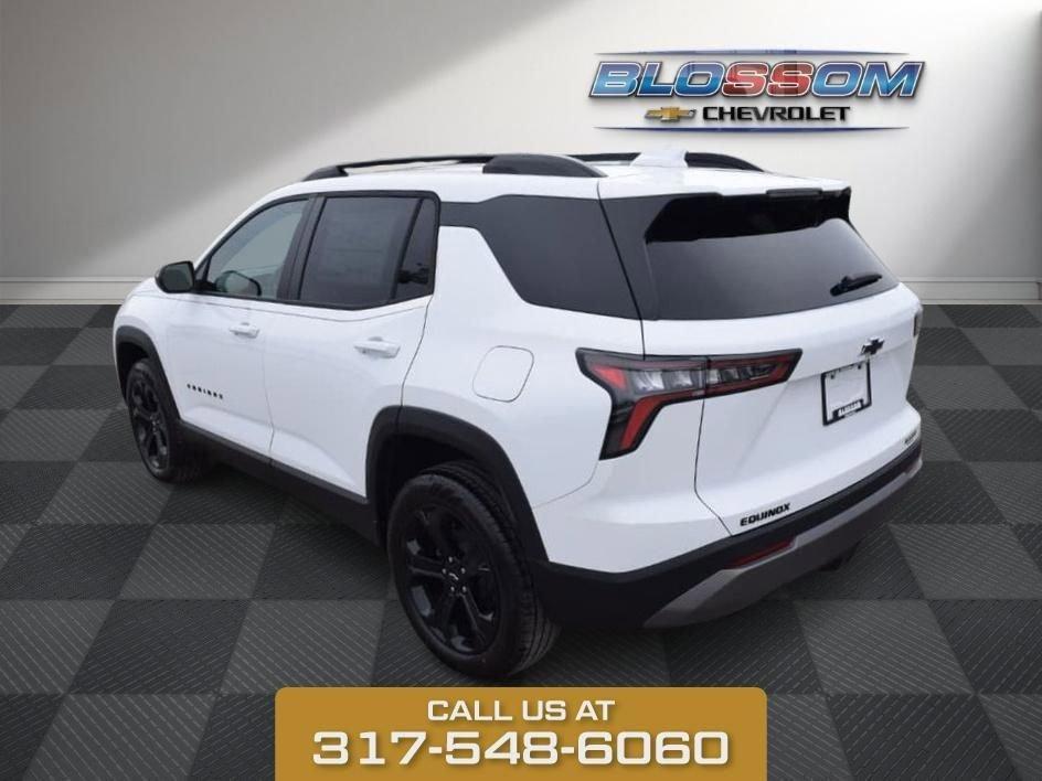 new 2026 Chevrolet Equinox car, priced at $32,105