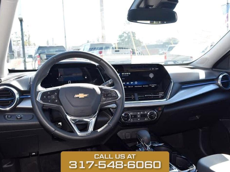 used 2025 Chevrolet Trax car, priced at $22,494