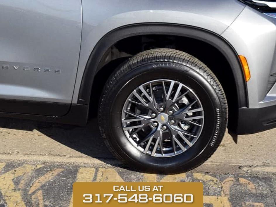 new 2026 Chevrolet Traverse car, priced at $43,515