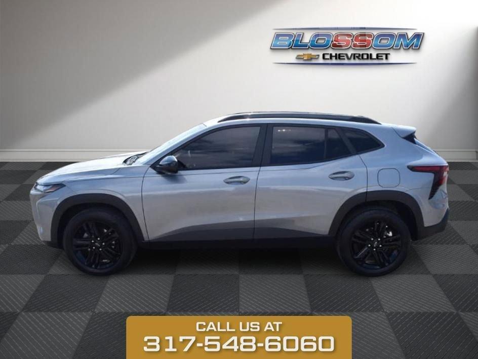 used 2025 Chevrolet Trax car, priced at $23,963
