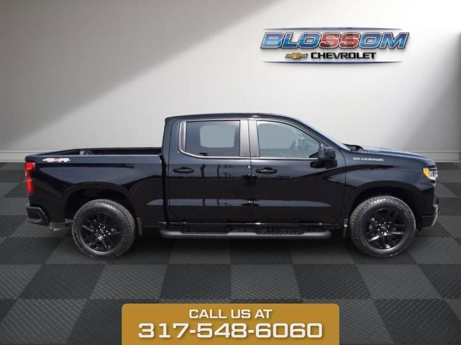 new 2026 Chevrolet Silverado 1500 car, priced at $52,305