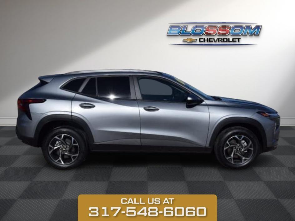 used 2025 Chevrolet Trax car, priced at $23,884