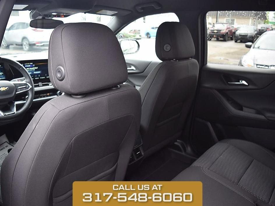 used 2025 Chevrolet Equinox car, priced at $25,995