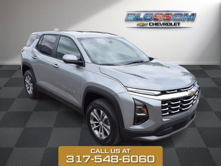 new 2026 Chevrolet Equinox car, priced at $32,005
