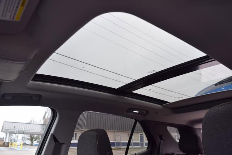 used 2024 Chevrolet Equinox car, priced at $25,494