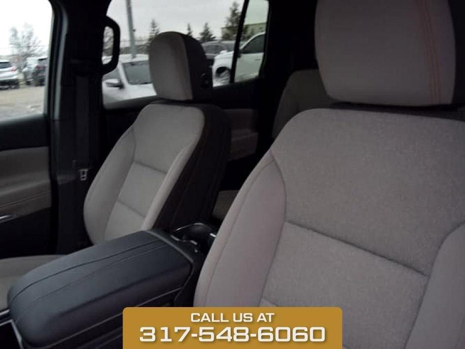 used 2025 Chevrolet Traverse car, priced at $33,853
