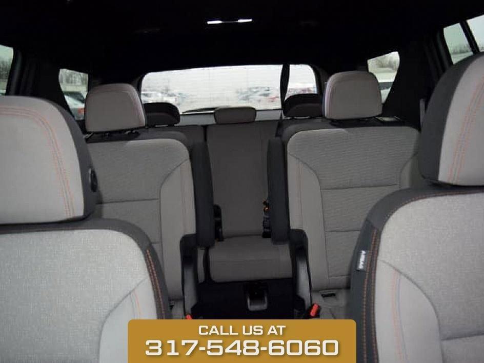 used 2025 Chevrolet Traverse car, priced at $35,720