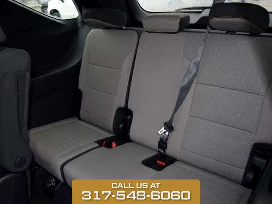 used 2025 Chevrolet Traverse car, priced at $35,720