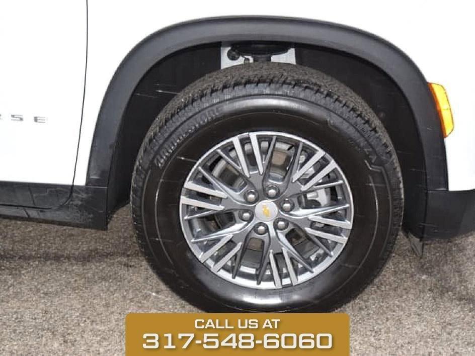 used 2025 Chevrolet Traverse car, priced at $33,853