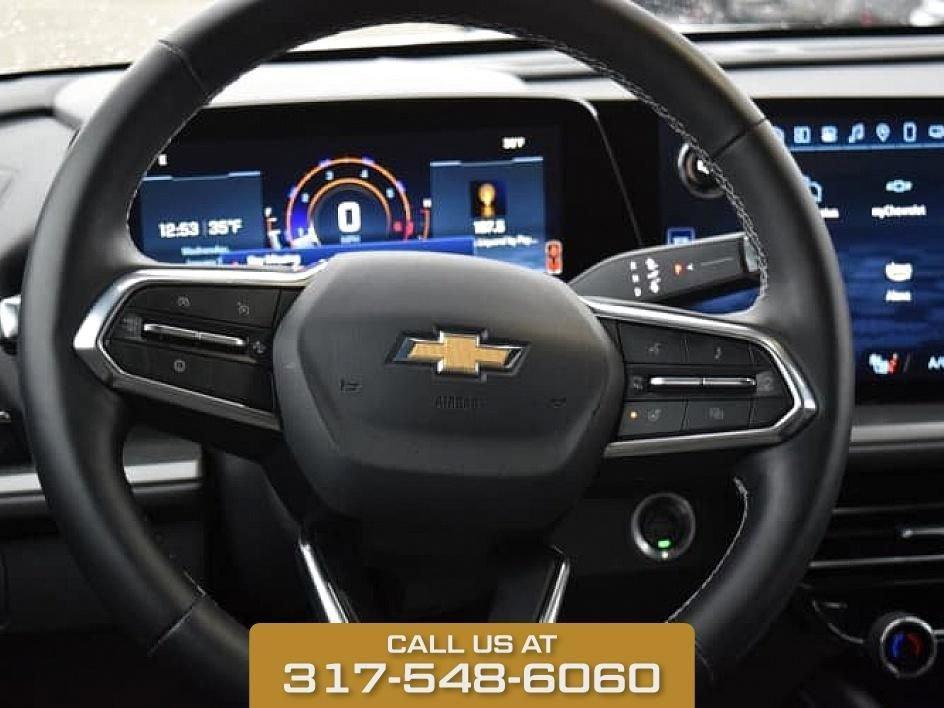 used 2025 Chevrolet Traverse car, priced at $33,853
