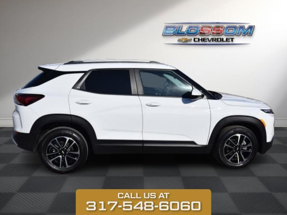 used 2025 Chevrolet TrailBlazer car, priced at $23,499