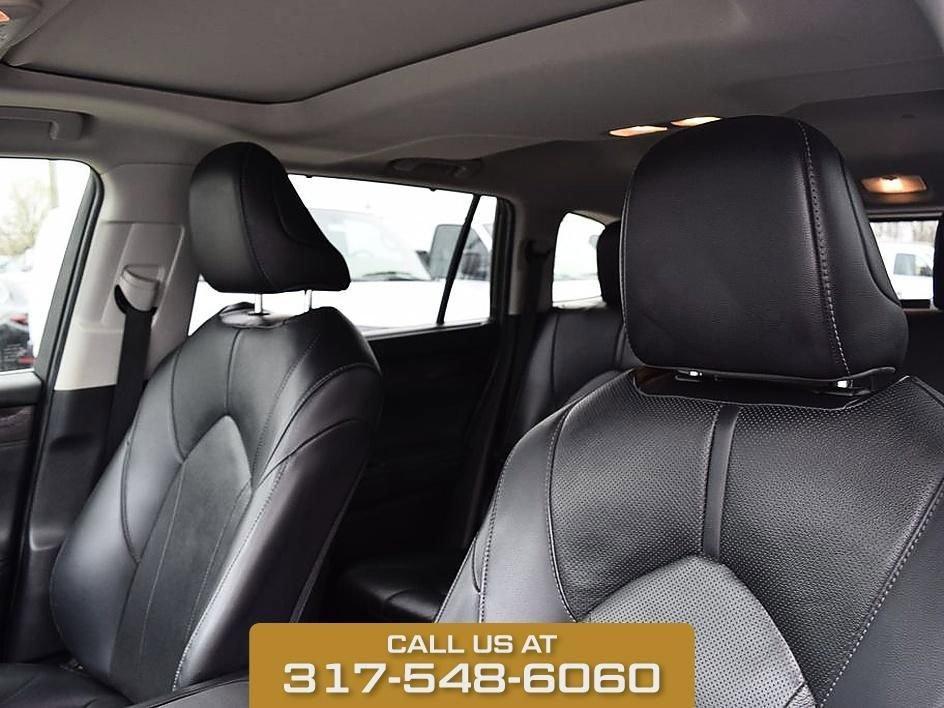used 2023 Toyota Highlander car, priced at $31,495