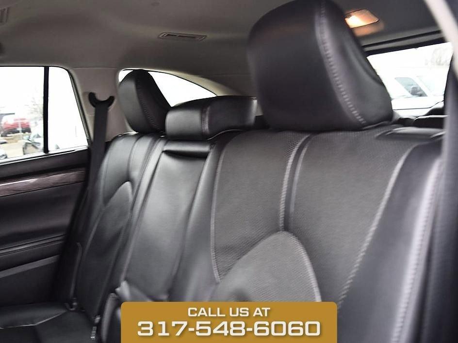 used 2023 Toyota Highlander car, priced at $31,495