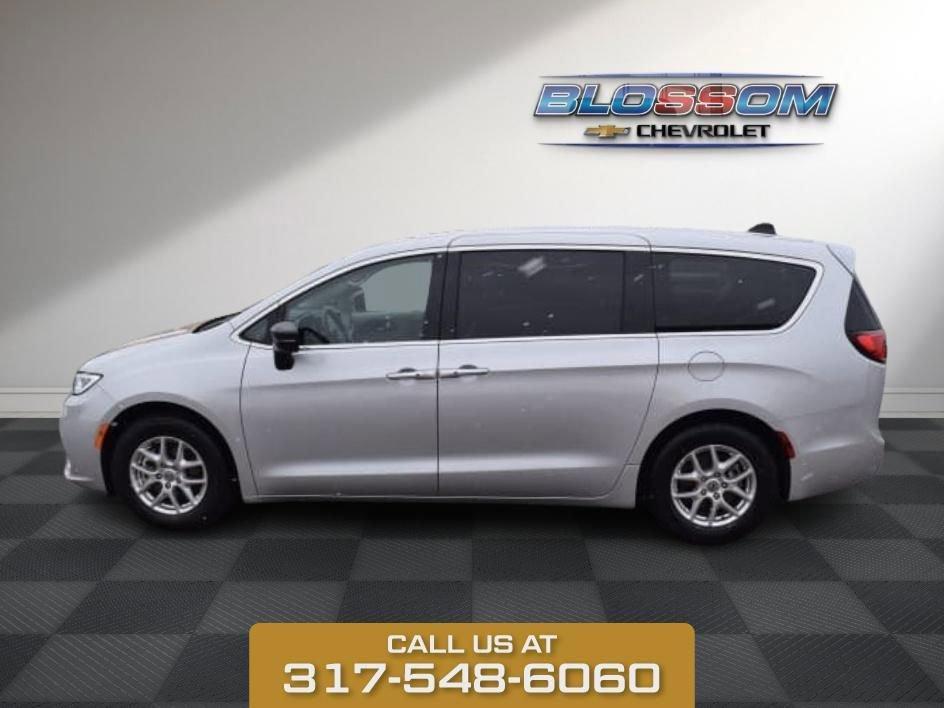 used 2024 Chrysler Pacifica car, priced at $28,860