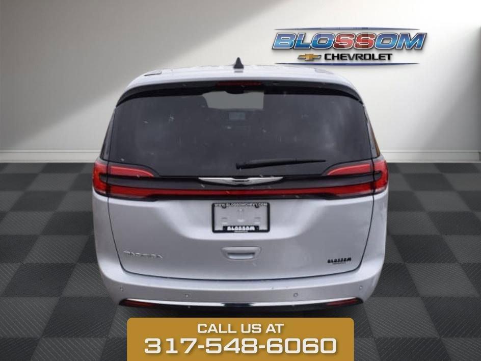 used 2024 Chrysler Pacifica car, priced at $28,860